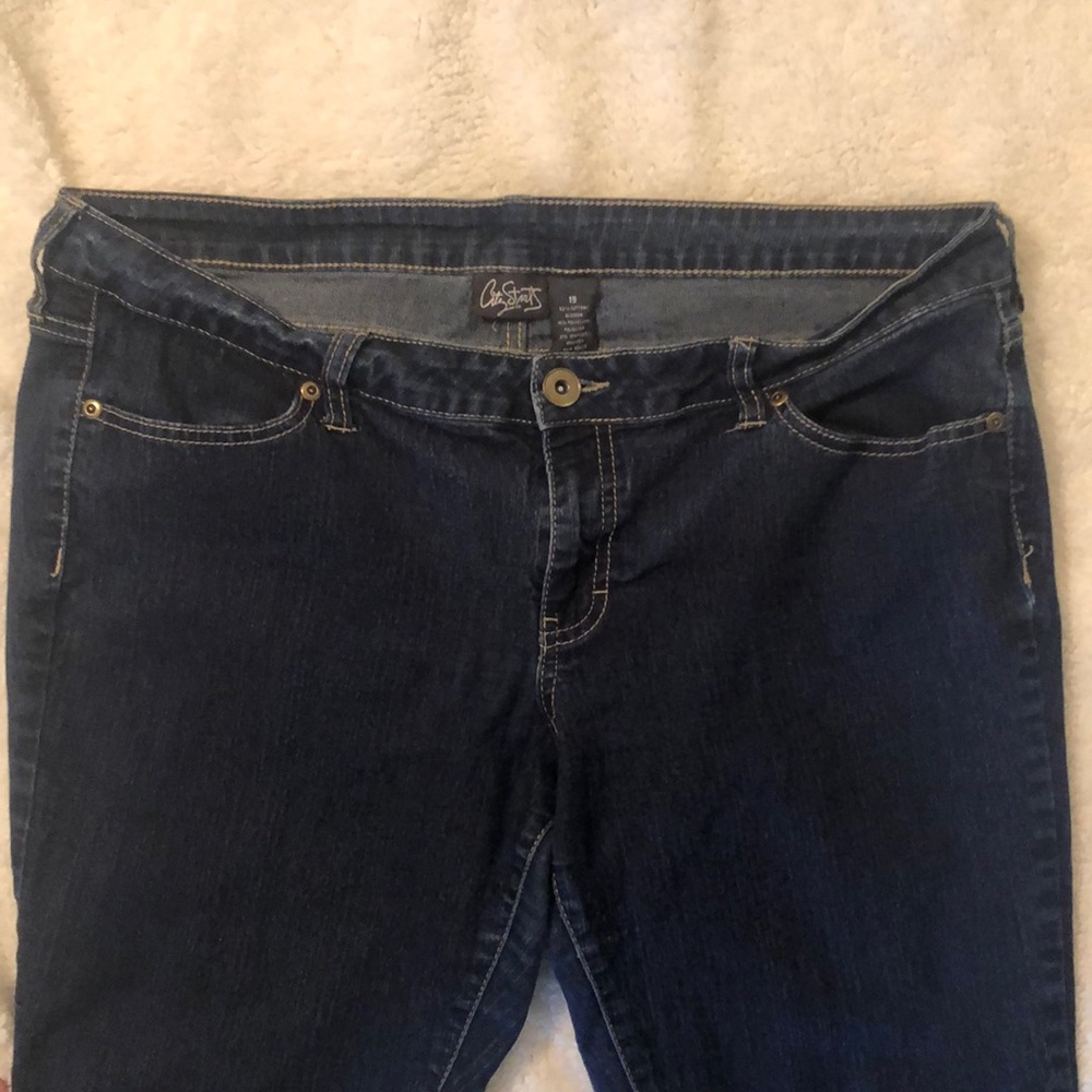 City Streets Straight Leg Jeans - Picture 4 of 6